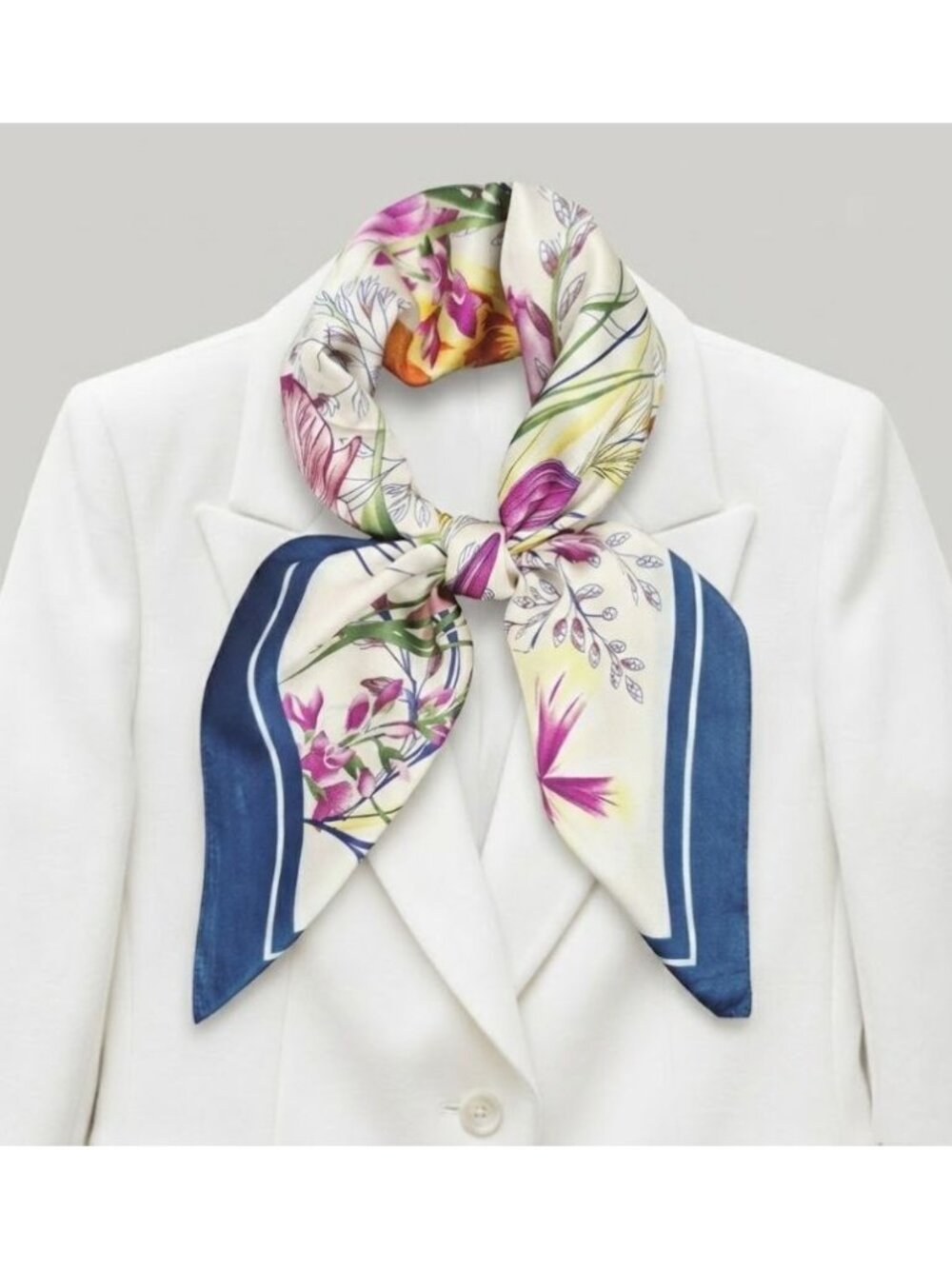 ✨Elegant Silky Square Scarf Blue Gold Paisley Print Luxury Neck Handbag Wrap New